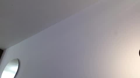 STRURIBE ON INSTAGRAM online show from April 1, 2026, 1:41 pm