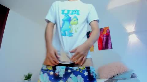 Mathew online show from September 25, 2025, 6:44 pm