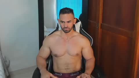 mathews_smith online show from October 29, 2025, 2:52 pm