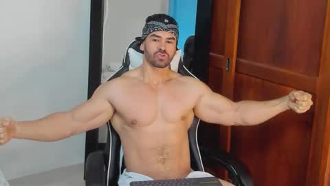 Snapshot of mathews_smith chatting on February 8, 2026, 11:46 am mathews_smith online show from February 8, 2026, 11:46 am