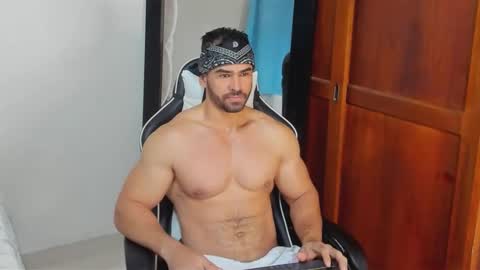 Snapshot of mathews_smith chatting on February 12, 2026, 11:27 am mathews_smith online show from February 12, 2026, 11:27 am