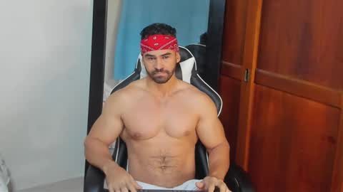 Snapshot of mathews_smith chatting on February 16, 2026, 11:17 am mathews_smith online show from February 16, 2026, 11:17 am