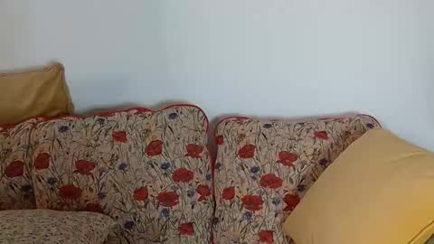 mathilde_solveig online show from January 25, 2025, 3:30 pm