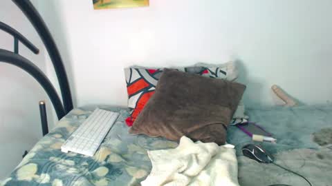 Snapshot of mathrave chatting on June 10, 2026, 12:00 am mathrvs online show from June 10, 2026, 12:00 am