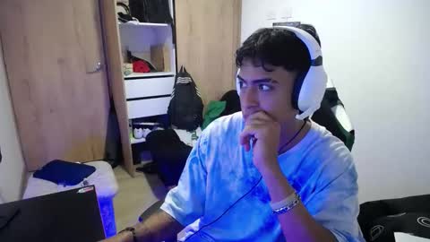 matias online show from September 30, 2025, 3:44 am