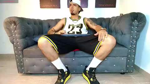  MATIAS COSTA  online show from October 30, 2025, 1:01 pm