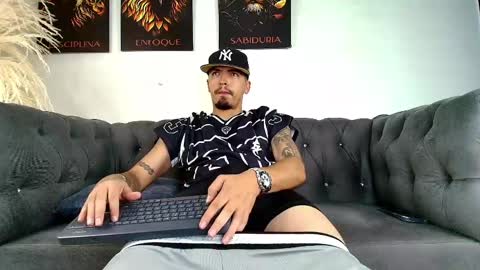 Snapshot of matias_costa chatting on May 1, 2026, 12:15 am MATIAS COSTA online show from May 1, 2026, 12:15 am