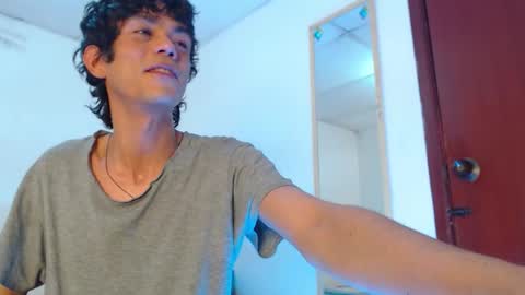 matiasganthier online show from September 15, 2025, 8:42 pm