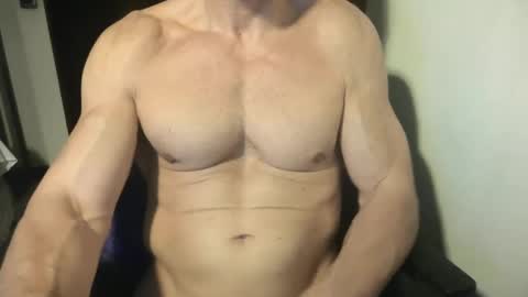 MatiasMatureMuscle online show from March 16, 2026, 12:27 am