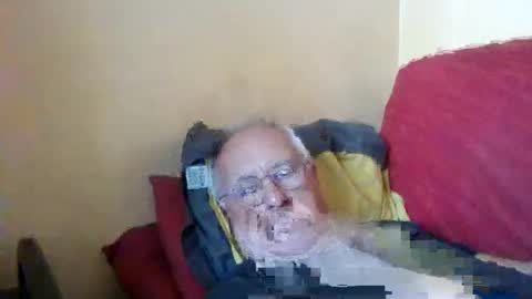 Snapshot of matricule4246 chatting on April 18, 2026, 11:14 am joyaam79 online show from April 18, 2026, 11:14 am