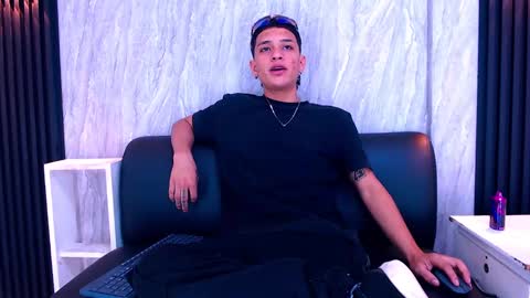 Matt Ruso online show from September 23, 2025, 7:06 pm