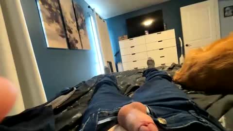 Snapshot of mattcumshooter chatting on November 18, 2025, 2:43 pm mattcumshooter online show from November 18, 2025, 2:43 pm