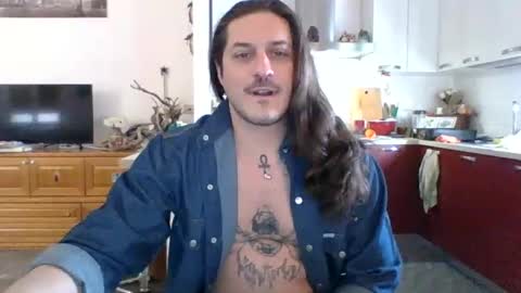 Snapshot of matteushh87 chatting on January 20, 2025, 9:13 am matteushh87 online show from January 20, 2025, 9:13 am