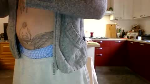 Snapshot of matteushh87 chatting on January 21, 2025, 10:52 am matteushh87 online show from January 21, 2025, 10:52 am