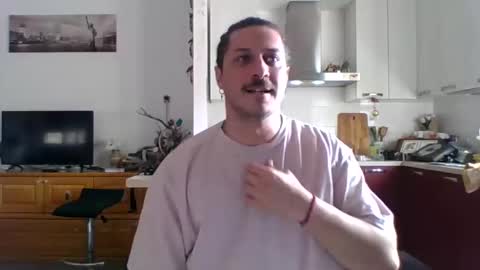 Snapshot of matteushh87 chatting on February 11, 2025, 9:53 am matteushh87 online show from February 11, 2025, 9:53 am