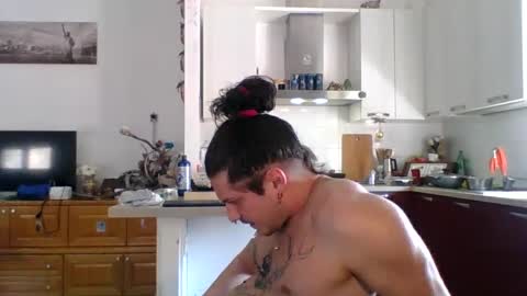 Snapshot of matteushh87 chatting on March 7, 2025, 10:35 am matteushh87 online show from March 7, 2025, 10:35 am