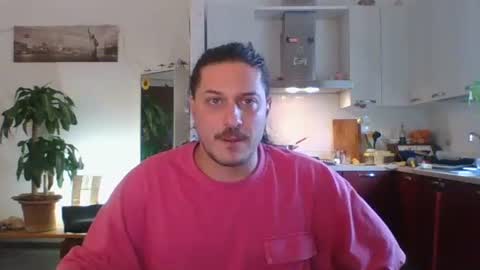 Snapshot of matteushh87 chatting on February 12, 2026, 9:37 am matteushh87 online show from February 12, 2026, 9:37 am