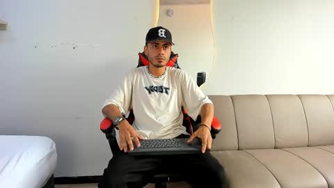 Matthew online show from December 20, 2025, 7:21 pm