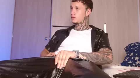 Matt online show from November 16, 2025, 11:32 pm