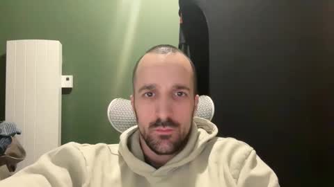 M online show from January 8, 2026, 12:46 am