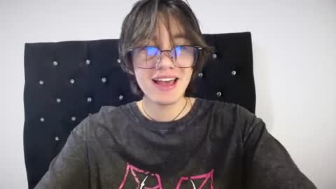 Snapshot of matti_mendez_ chatting on July 13, 2026, 6:00 pm Matti Mendez online show from July 13, 2026, 6:00 pm