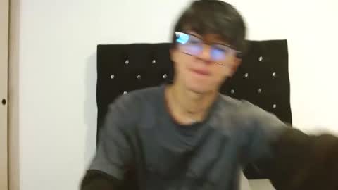 Snapshot of matti_mendez_ chatting on August 5, 2026, 4:43 pm Matti Mendez online show from August 5, 2026, 4:43 pm