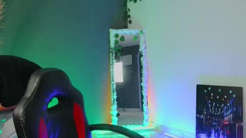 Snapshot of mattias_dantee chatting on September 29, 2025, 3:44 am mattias online show from September 29, 2025, 3:44 am