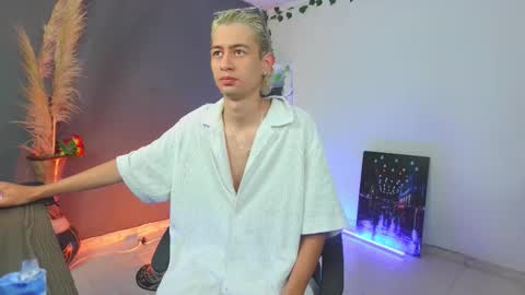 Snapshot of mattias_dantee chatting on September 30, 2025, 8:08 am mattias online show from September 30, 2025, 8:08 am