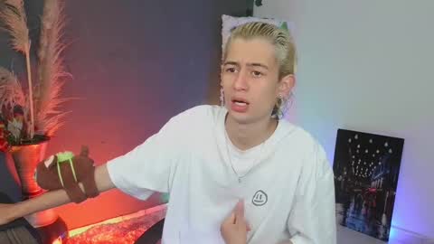 Snapshot of mattias_dantee chatting on October 7, 2025, 3:14 am mattias online show from October 7, 2025, 3:14 am