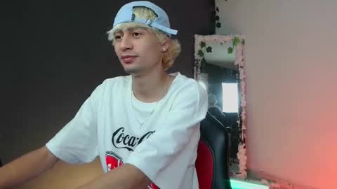 Snapshot of mattias_dantee chatting on October 23, 2025, 5:12 pm mattias online show from October 23, 2025, 5:12 pm