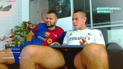 Snapshot of mattmeness chatting on October 10, 2025, 7:29 am MattMeness online show from October 10, 2025, 7:29 am