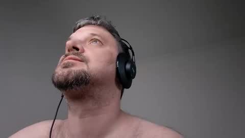 mattoz770045 online show from December 1, 2025, 9:36 am