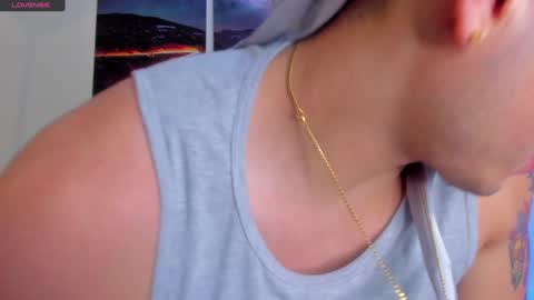 mattsaill_ online show from December 12, 2024, 11:40 am