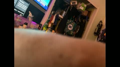 NiceBigJuicyHead online show from September 30, 2025, 2:38 am