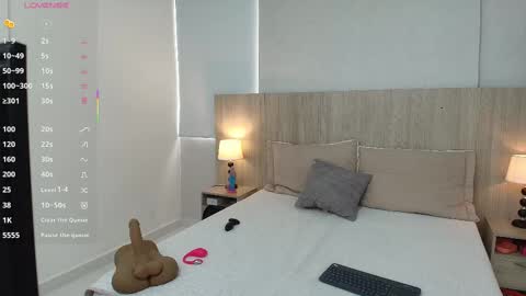 katerin online show from November 21, 2025, 11:31 am