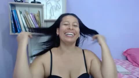 Snapshot of mature_martina_ chatting on November 4, 2025, 11:04 pm Martina online show from November 4, 2025, 11:04 pm