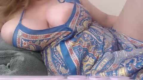 Snapshot of matureboobsbig chatting on May 11, 2026, 2:45 pm matureboobsbig online show from May 11, 2026, 2:45 pm