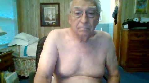 Snapshot of maturecouple1954 chatting on June 26, 2026, 11:36 am SXECPL55 at G mail Dot Com online show from June 26, 2026, 11:36 am