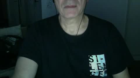 maturehotman online show from January 4, 2025, 7:55 am