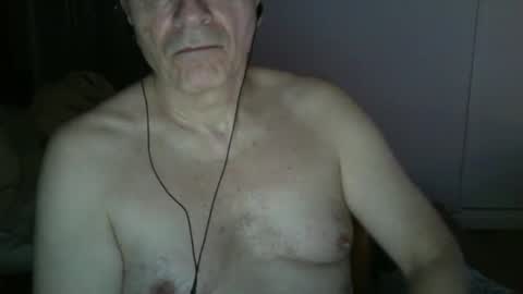 maturehotman online show from January 11, 2025, 9:25 pm