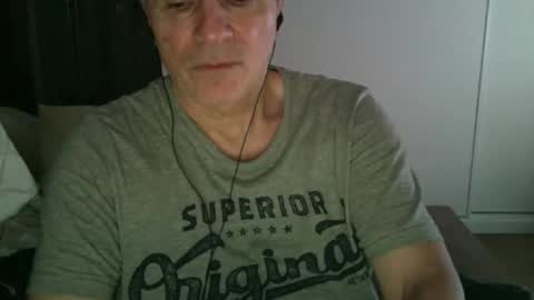 maturehotman online show from January 15, 2025, 7:34 pm