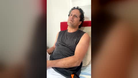 Snapshot of maturelatinmaster chatting on April 15, 2026, 6:37 pm maturelatinmaster online show from April 15, 2026, 6:37 pm