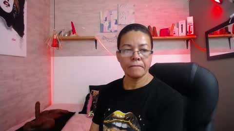 Snapshot of maturepure_ chatting on October 20, 2025, 8:42 pm maturepure_ online show from October 20, 2025, 8:42 pm