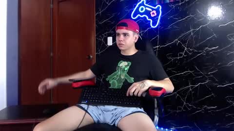 Matias online show from December 7, 2024, 7:10 pm