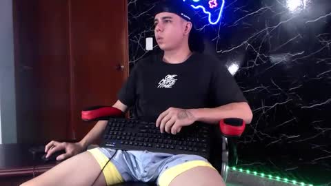 Matias online show from January 4, 2025, 3:17 pm