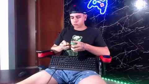 Matias online show from January 7, 2025, 9:50 am