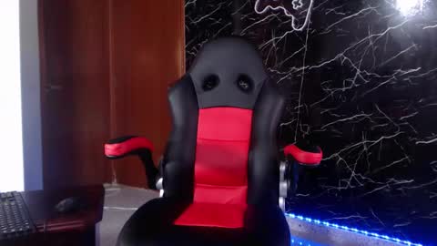 Matias online show from January 10, 2025, 1:52 pm