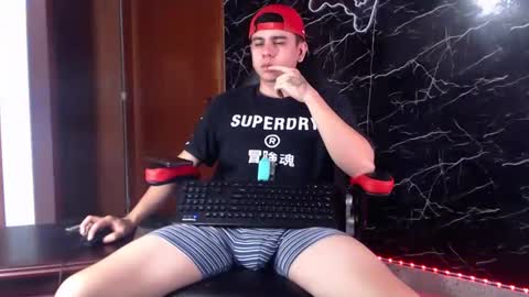 Matias online show from January 22, 2025, 1:11 pm