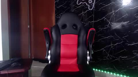 Matias online show from February 3, 2025, 9:19 am