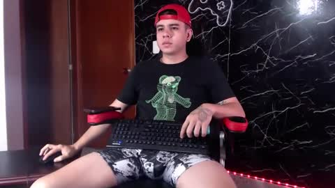 Matias online show from February 4, 2025, 9:38 am